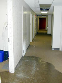 Water_flood_pipes_leak.jpeg